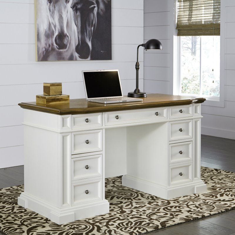 Computer desk with hutch