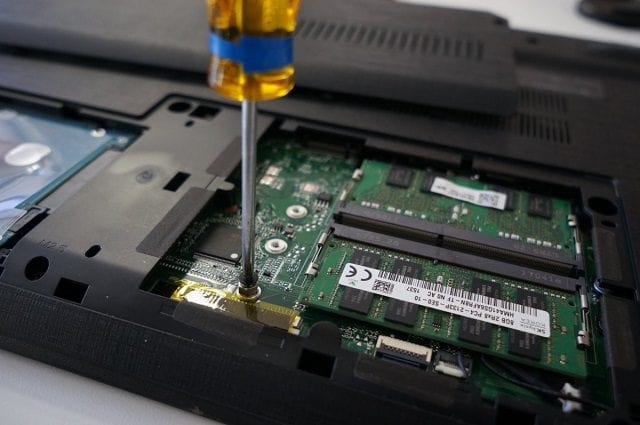 SSD installation Install An SSD